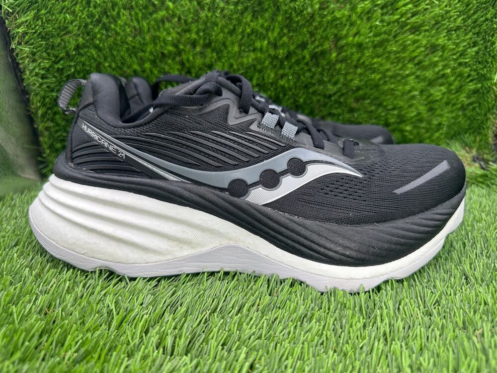 Saucony Hurricane 24 S10933-100 Athletic Sneaker Women's 7.5 Black Mesh Running